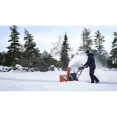 Снігоочисник Husqvarna ST 124 Снігоочисник Husqvarna ST 124