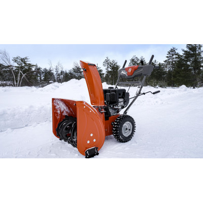 Снігоочисник Husqvarna ST 124 Снігоочисник Husqvarna ST 124
