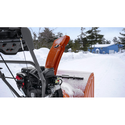 Снігоочисник Husqvarna ST 124 Снігоочисник Husqvarna ST 124