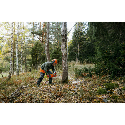 Акумуляторна пила Husqvarna 340i 14" Акумуляторна пила Husqvarna 340i 14"
