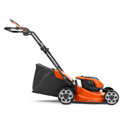 HUSQVARNA LC 137i з акумулятором і зарядним пристроєм HUSQVARNA LC 137i з акумулятором і зарядним пристроєм