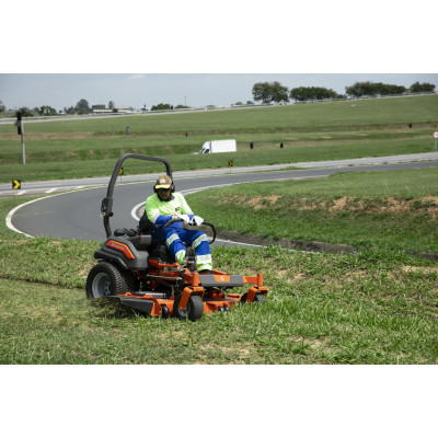 Косарка з нульовим розворотом Husqvarna Z 560X Косарка з нульовим розворотом Husqvarna Z 560X
