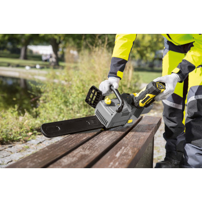 Акумуляторна ланцюгова пилка Karcher CS 330 Bp Акумуляторна ланцюгова пилка Karcher CS 330 Bp