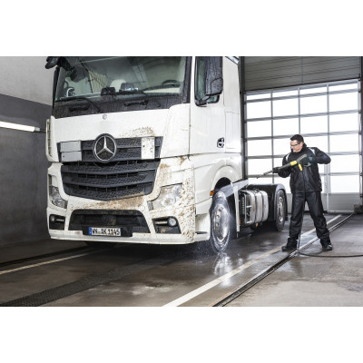 Апарат високого тиску Karcher HDS 8/18-4 M Апарат високого тиску Karcher HDS 8/18-4 M