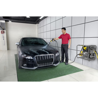 Апарат високого тиску Karcher HD 9/18-4 Cage Classic Апарат високого тиску Karcher HD 9/18-4 Cage Classic