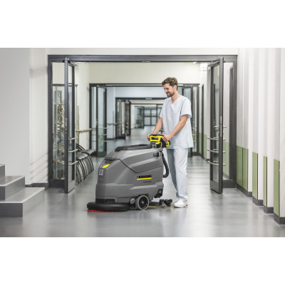 Підлогомийна машина Karcher BD 50/50 C BP Classic Підлогомийна машина Karcher BD 50/50 C BP Classic