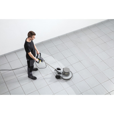 Однодискова машина для підлоги Мийка Karcher BDS 43/150 C Classic Однодискова машина для підлоги Мийка Karcher BDS 43/150 C Classic