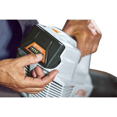 Акумуляторна повітродувка STIHL BGА 56 (системи COMPACT) Акумуляторна повітродувка STIHL BGА 56 (системи COMPACT)