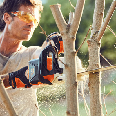 Акумуляторна пилка STIHL MSA 120 CB Set 30 см Акумуляторна пилка STIHL MSA 120 CB Set 30 см